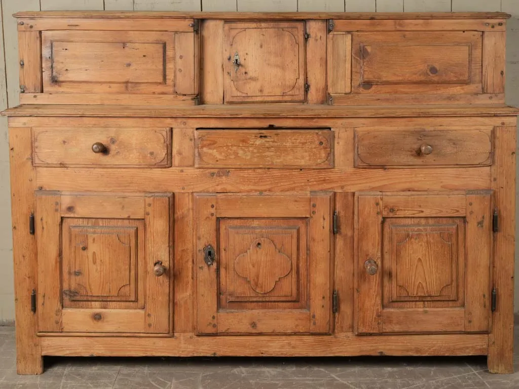 Charming 18th-Century Kitchen Dresser - French Alps