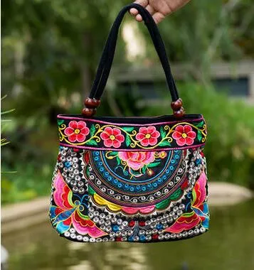 Price-promotion Women' handbag!New nice Embroidered Lady bags national trend handbag embroidered embroidery Lady carry bag