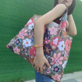 Stylish Floral Shopper Bag Lightweight Foldable and Spacious